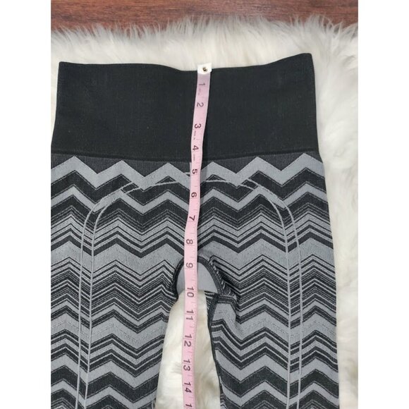 Lululemon Ebb To Street Seamless Pants Heather Black Slate Zig Zag Women's S/XS - Picture 6 of 9